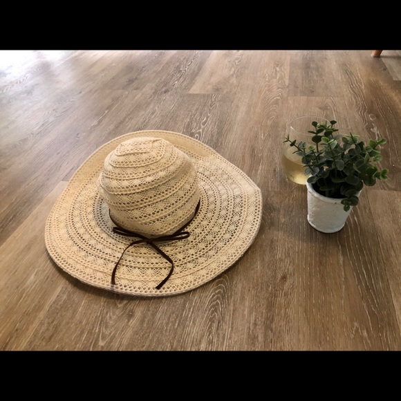 Summer Hat - Picture 3 of 3